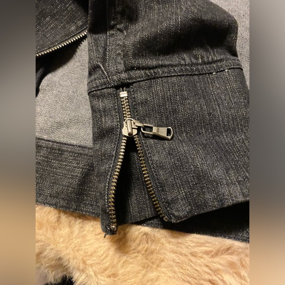 Spanner size 10 woman’s jean jacket - Picture 5 of 7